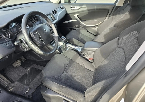 Citroen C5 cena 12200 przebieg: 207923, rok produkcji 2011 z Zagórz małe 121